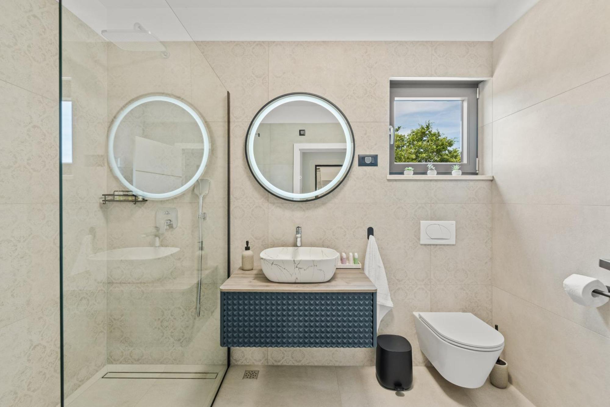 Alex Luxury Apartments Ровинь Экстерьер фото