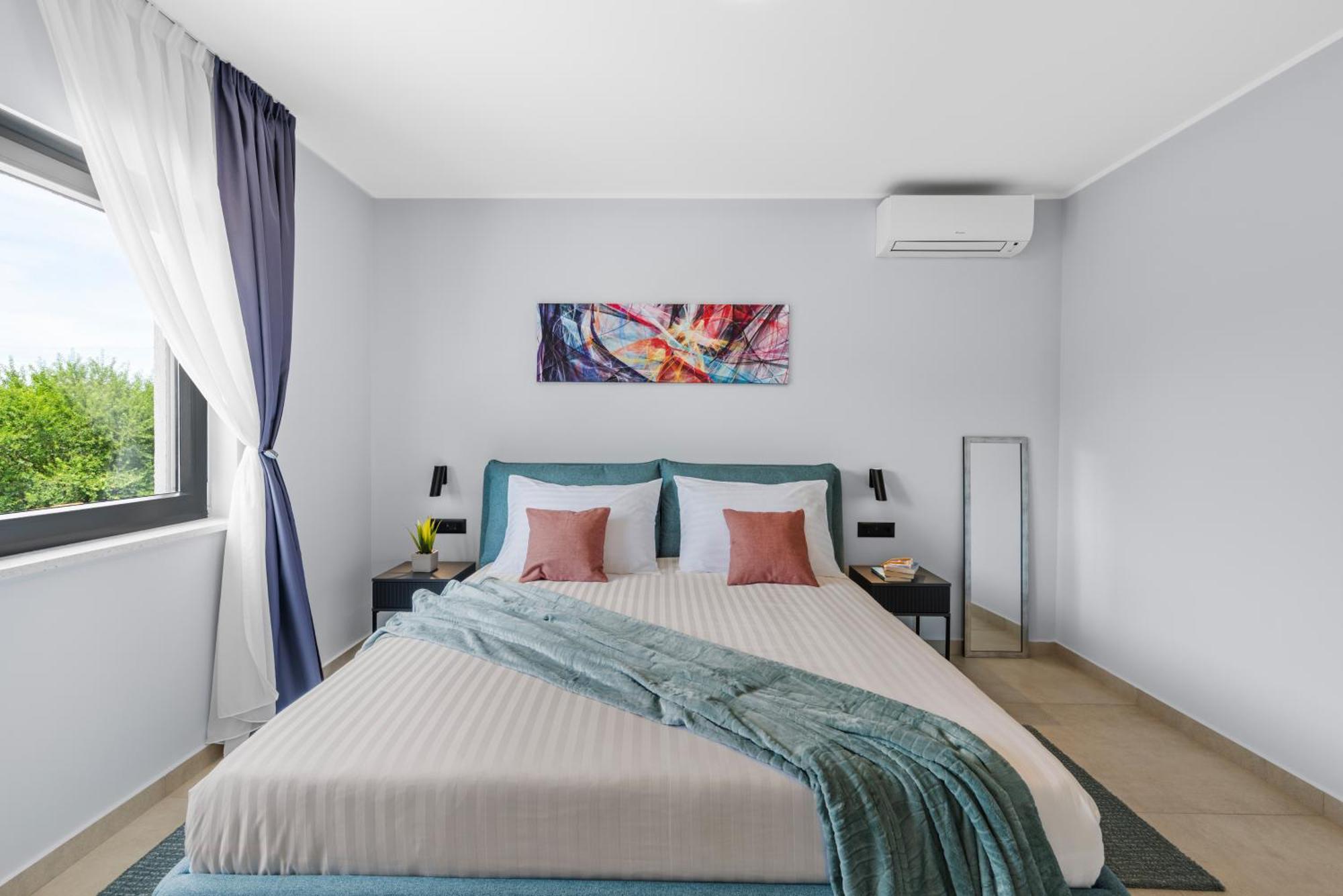 Alex Luxury Apartments Ровинь Экстерьер фото