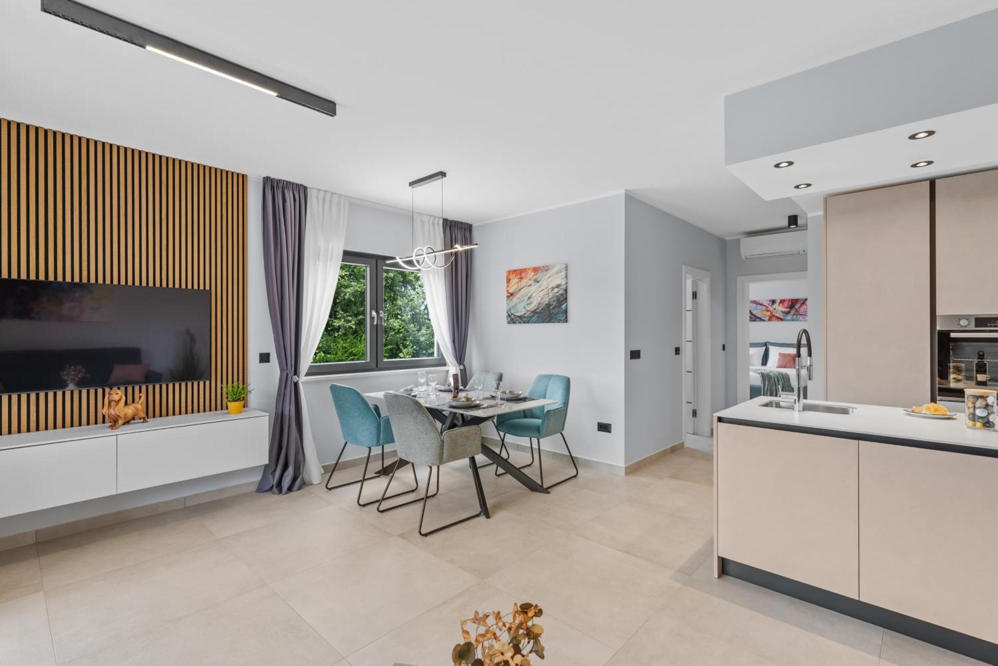 Alex Luxury Apartments Ровинь Экстерьер фото