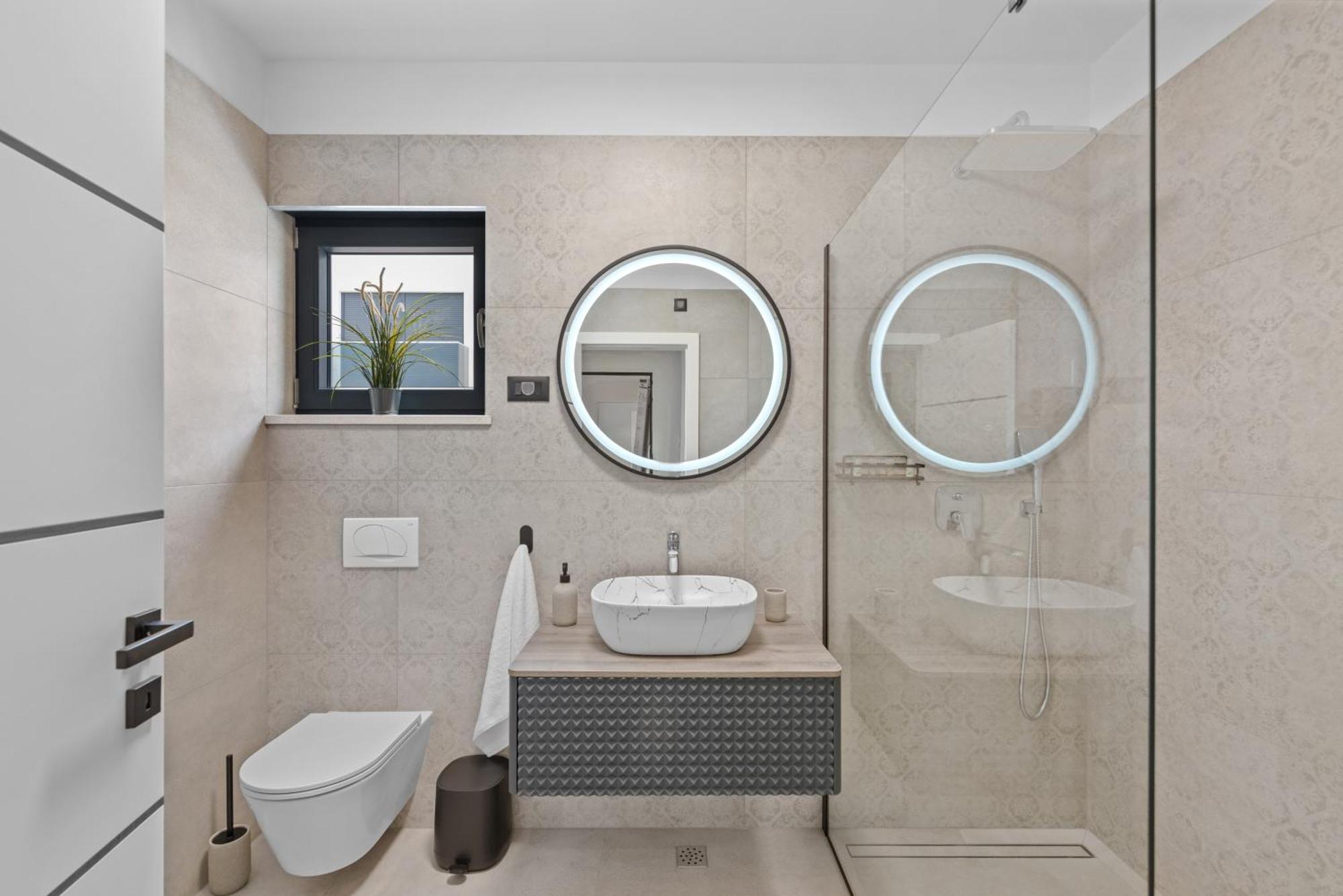 Alex Luxury Apartments Ровинь Экстерьер фото