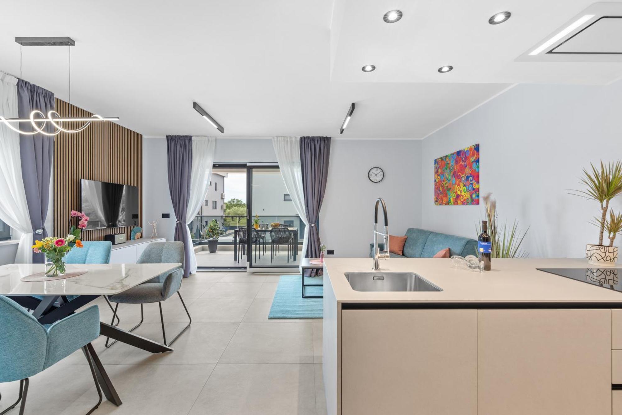 Alex Luxury Apartments Ровинь Экстерьер фото